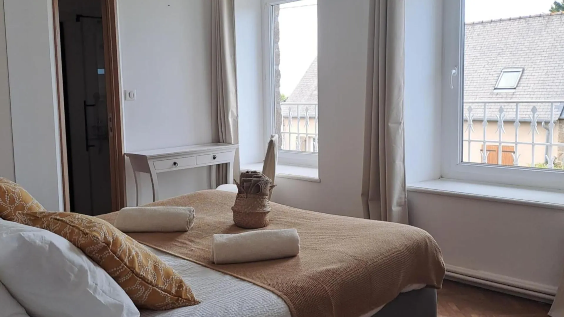 Chambres Le Lac Cherrueix Bed & Breakfast