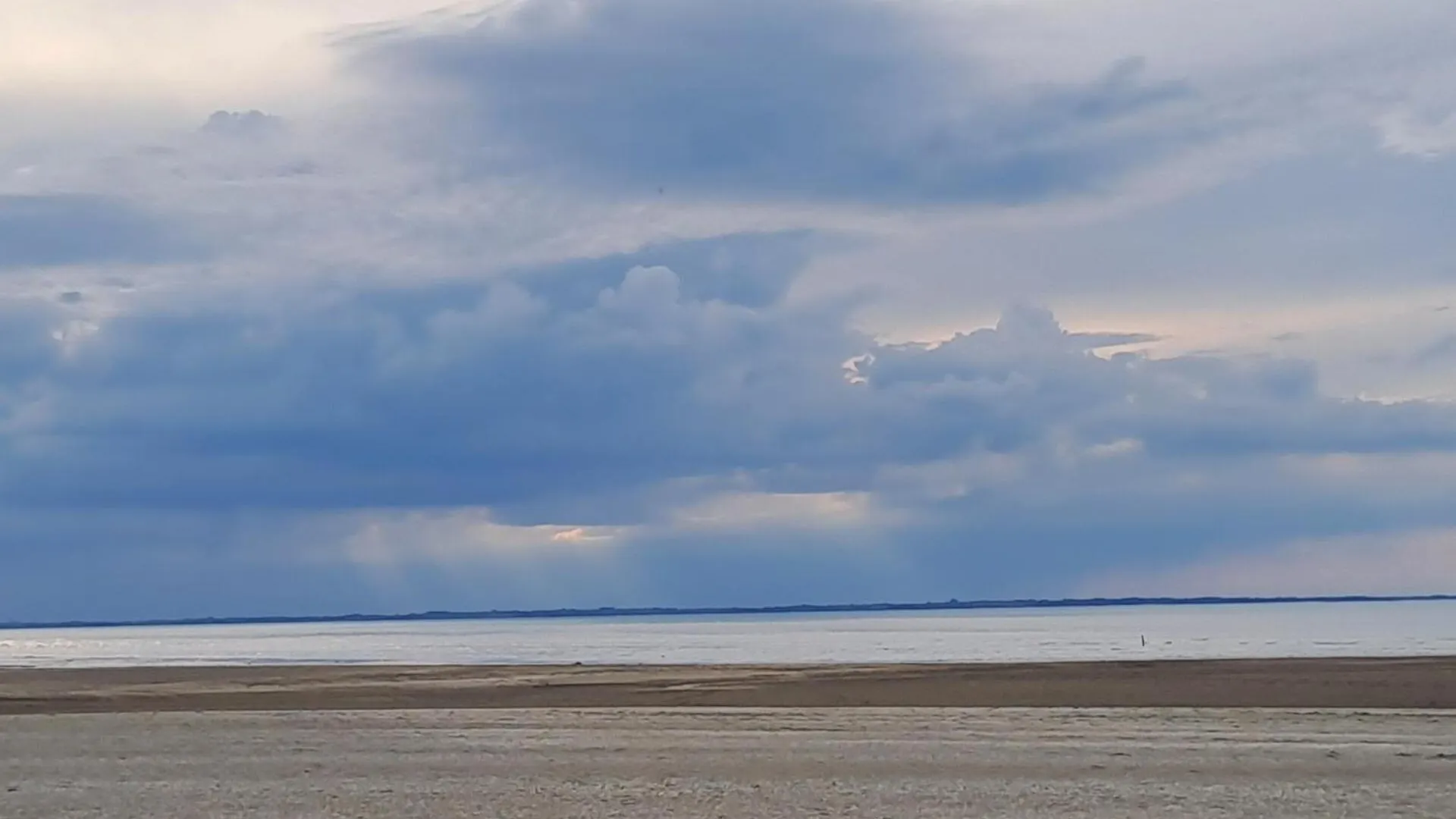 Chambres Le Lac Cherrueix France