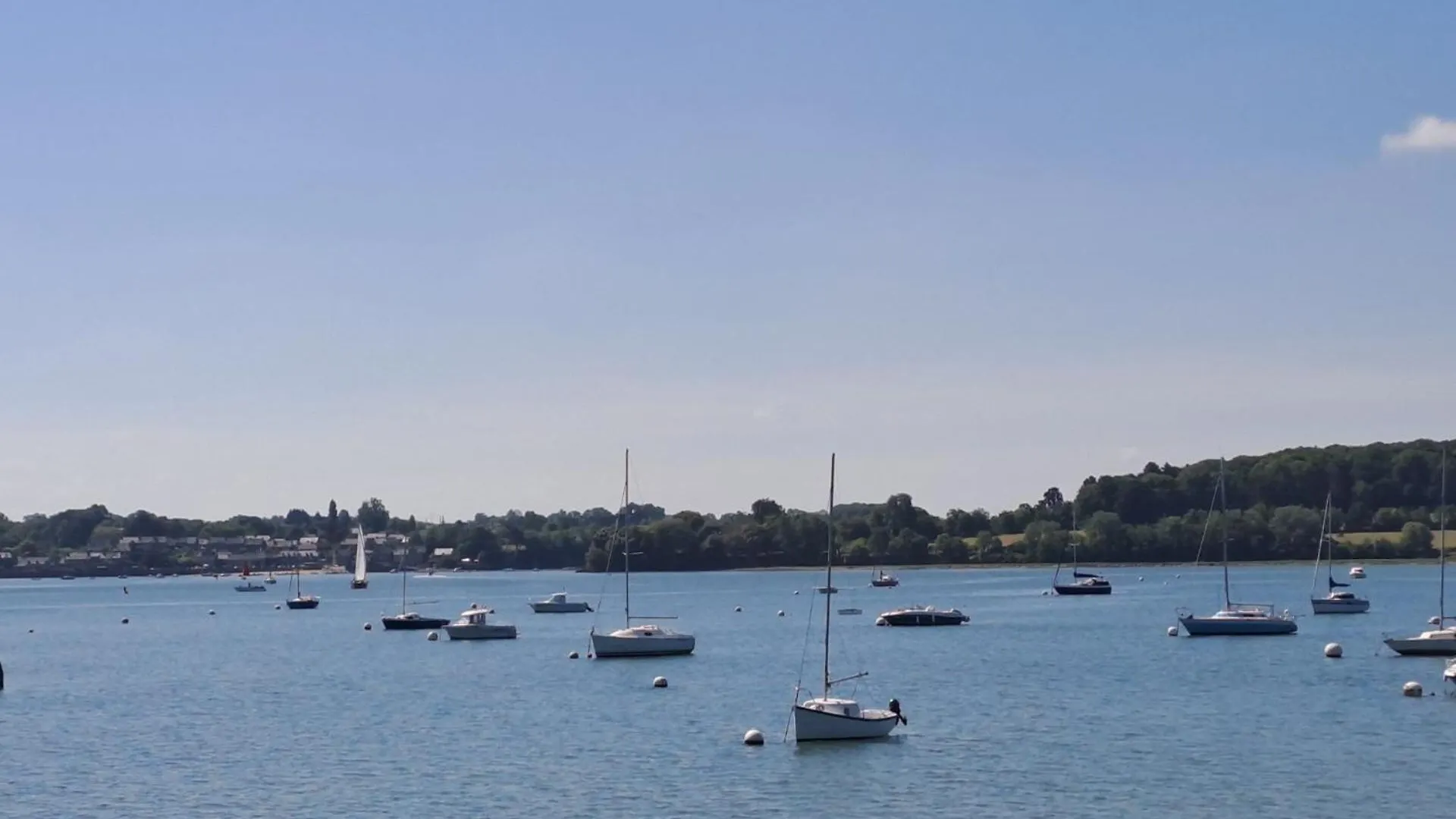 Chambres Le Lac Cherrueix 0*,  France