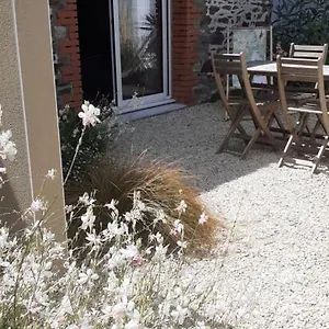  Hébergement de vacances Chez Emile